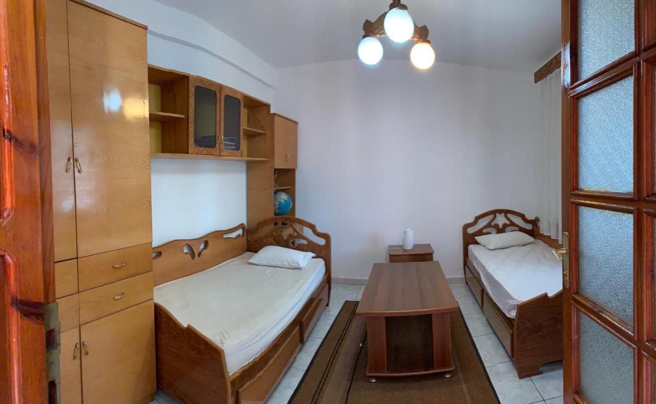 Shtepi Me Qera Fier Villa Dış mekan fotoğraf